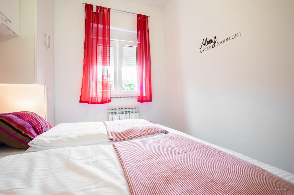 Apartment Indigo Zadar Zimmer foto